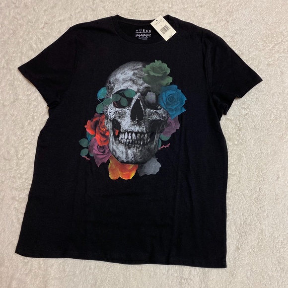 Guess Los Angeles Skull/Roses  Graphic T-Shirt Men’s Large - Picture 1 of 3